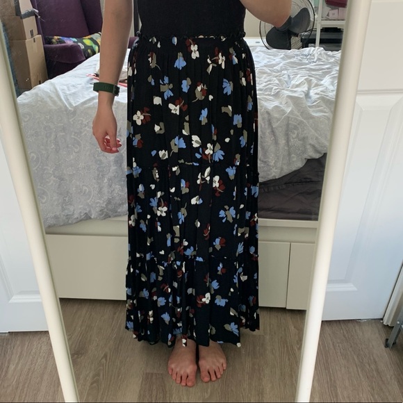 Floral high-low maxi skirt - Picture 2 of 4